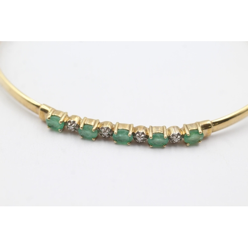 349 - 9ct gold emerald & diamond fronted bangle (4.5g)