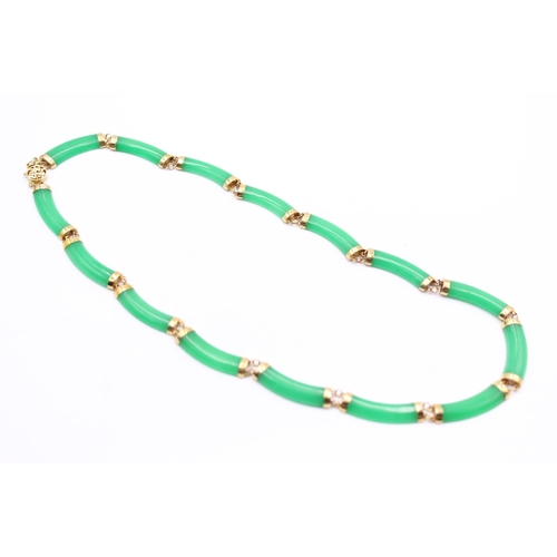 53 - 14ct gold dyed jade panel necklace (21.7g)