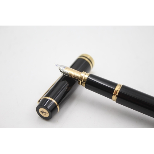 578 - WATERMAN Ideal Black Lacquer FOUNTAIN PEN w/ 18ct Gold Nib WRITING