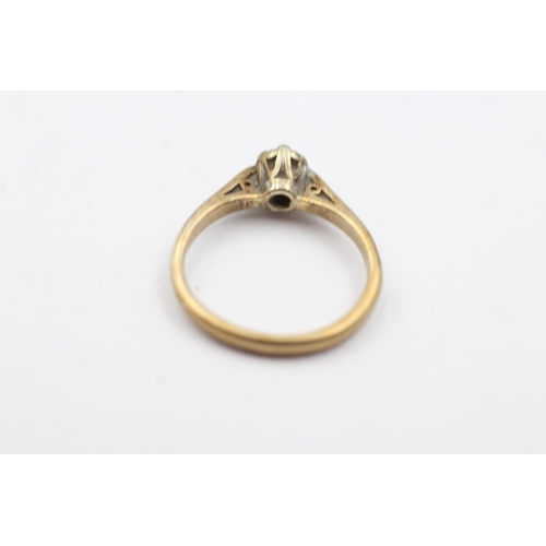 61 - 9ct gold diamond solitaire ring (2.4g)  Size  M