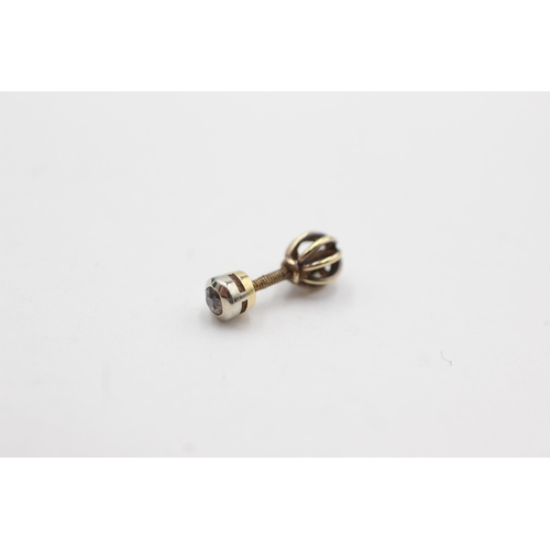 84 - 14ct gold diamond screw back earrings (1.2g)