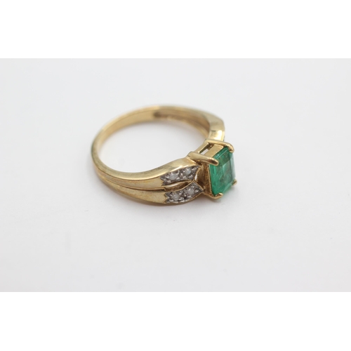 90 - 9ct gold emerald & diamond ring (3g)  Size O