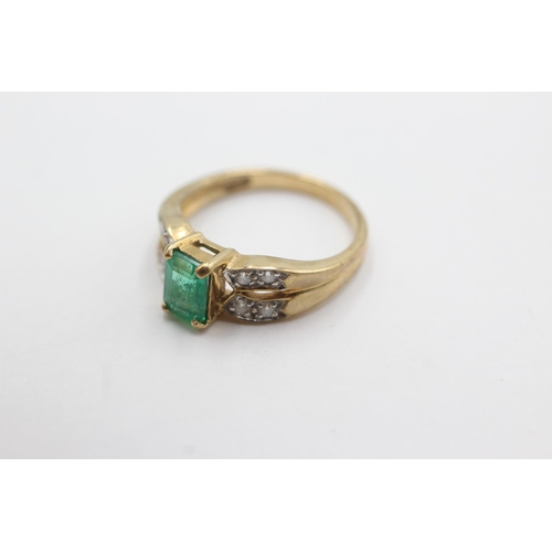 90 - 9ct gold emerald & diamond ring (3g)  Size O