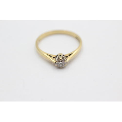 91 - 18ct gold diamond solitaire ring (2.1g)  Size  M