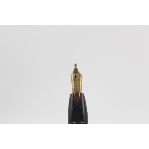 476 - Vintage WATERMAN W2 Black FOUNTAIN PEN w/ 14ct Gold Nib WRITING
