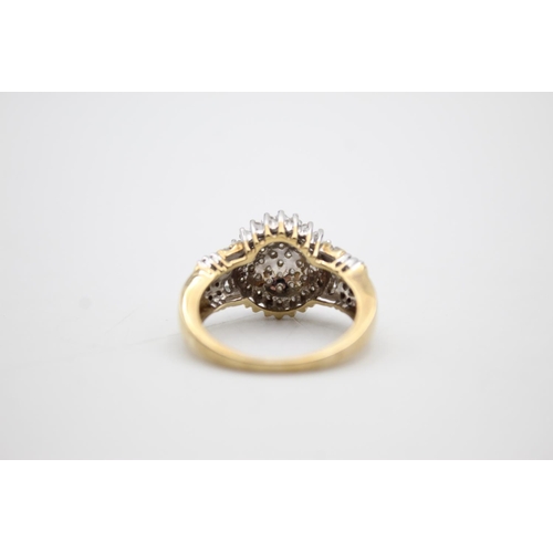 106 - 9ct gold diamond cluster ring (5.9g) Size R