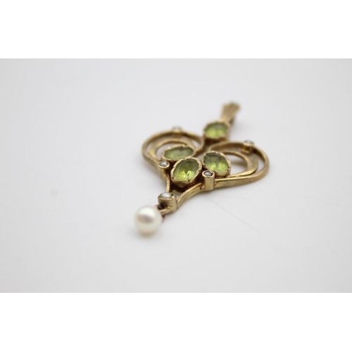 107 - 9ct gold antique peridot & pearl lavalier pendant (4.3g)