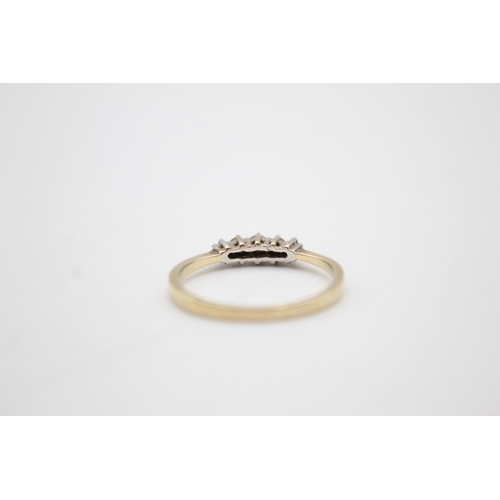 116 - 9ct gold diamond five stone ring (1.6g) Size Q