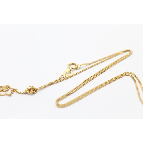 119 - 18ct gold diamond pendant necklace (3.6g)