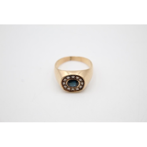 82 - 10ct gold sapphire & diamond halo ring (7.8g) Size T