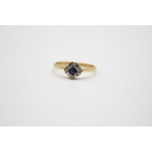 86 - 18ct gold sapphire & diamond ring (2.6g) Size N