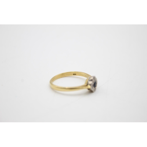 86 - 18ct gold sapphire & diamond ring (2.6g) Size N