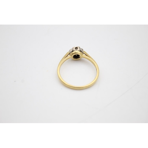 86 - 18ct gold sapphire & diamond ring (2.6g) Size N