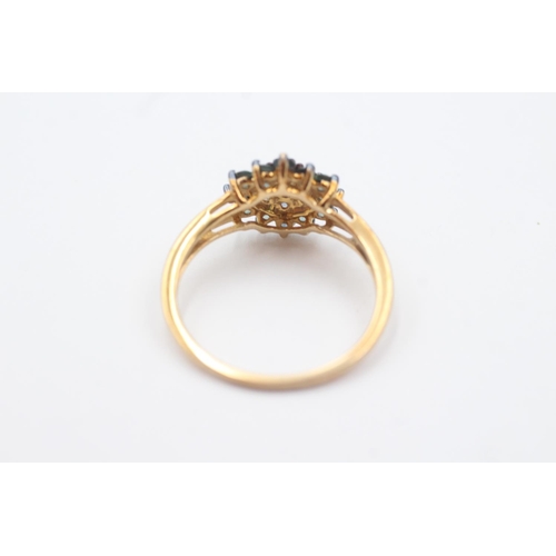 88 - 9ct gold green gemstone cluster dress ring (2.8g) Size U