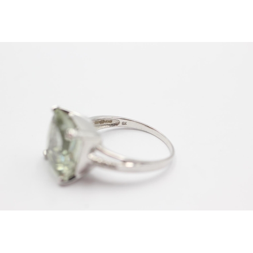 89 - 9ct white gold green gemstone & diamond cocktail ring (4.2g) Size Q