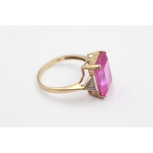 91 - 9ct gold vintage pink gemstone & diamond cocktail ring (4g) Size Q