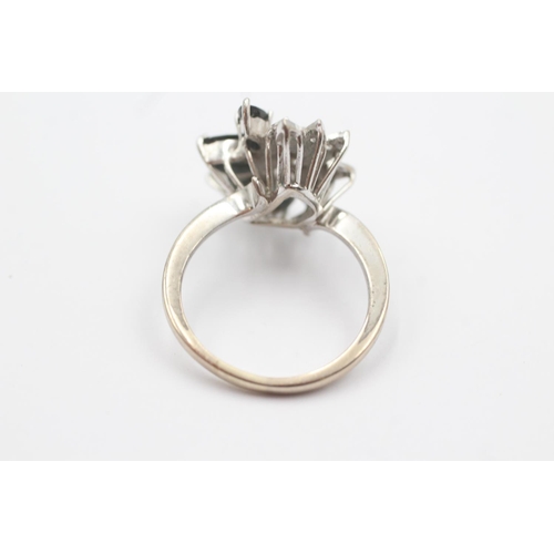 92 - 18ct white gold green gemstone & diamond floral cluster ring (5.5g) Size Q