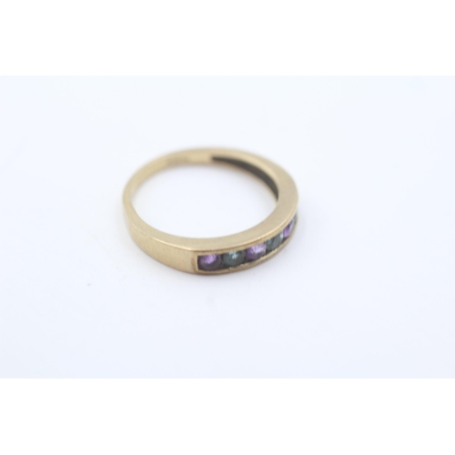 18 - 9ct gold topaz and amethyst set half eternity ring - size j1/2 (1.7g)