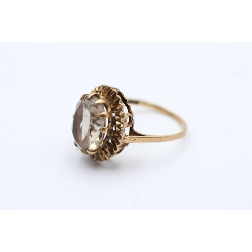 3 - 9ct gold vintage smokey quartz set cocktail ring - size n (3.4g)