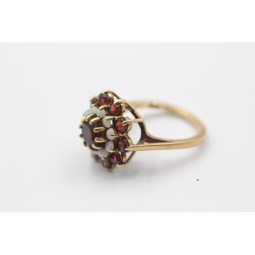 109 - 9ct gold vintage garnet and opal set cluster ring - size l (4.3g)