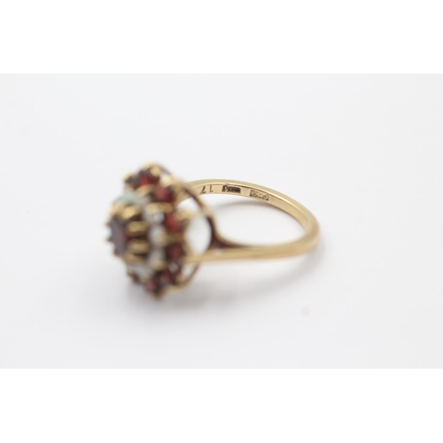 109 - 9ct gold vintage garnet and opal set cluster ring - size l (4.3g)