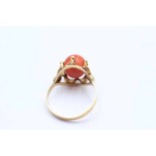 35 - 14ct gold cathedral set coral bead dress ring - size o1/2 (2.8g)