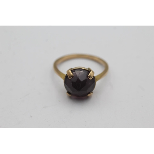 63 - 9ct gold vintage reverse set amethyst dress ring - size r (3.6g)