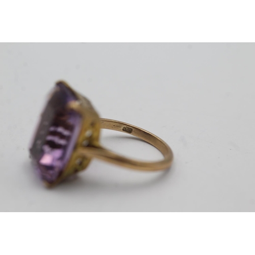 64 - 9ct gold vintage amethyst cocktail ring - size j1/2 (4.7g)