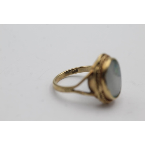 65 - 9ct gold vintage opal triplet dress ring - size n (4.7g)