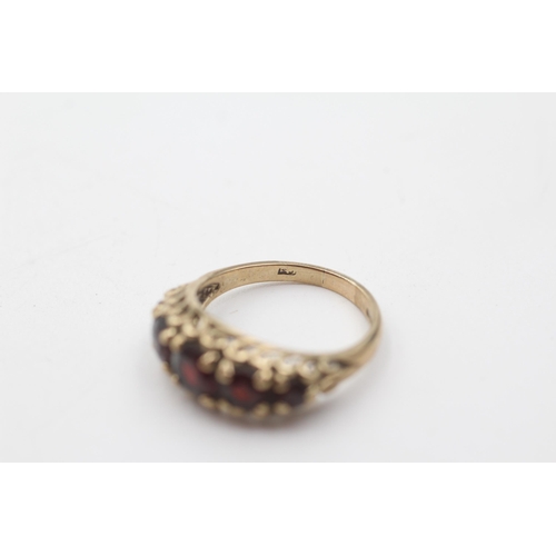 139 - 9ct gold vintage garnet gypsy ring (3g) size  K