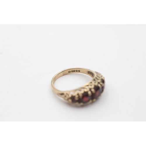 139 - 9ct gold vintage garnet gypsy ring (3g) size  K