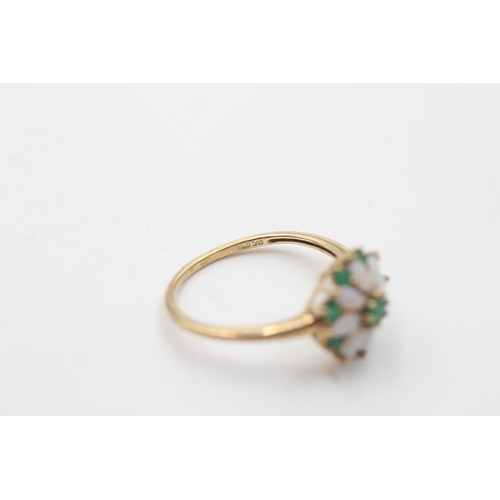 15 - 9ct gold opal and emerald cluster ring (1.7g) size  N