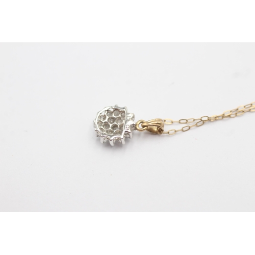 185 - 9ct gold diamond cluster pendant necklace (1g)