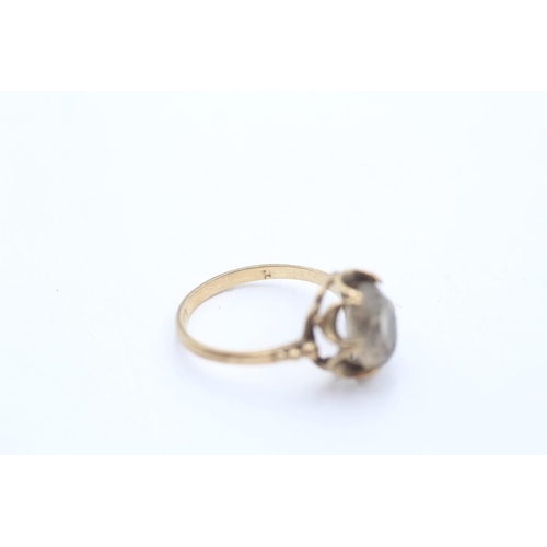 198 - 9ct gold vintage smokey quartz claw set ring (2.3g) size  N