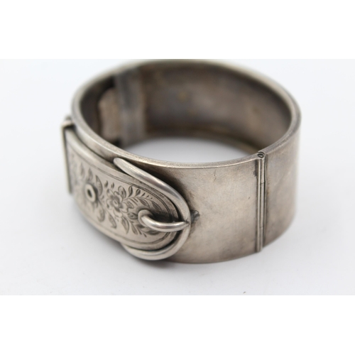 246 - A Victorian Silver Buckle Bangle