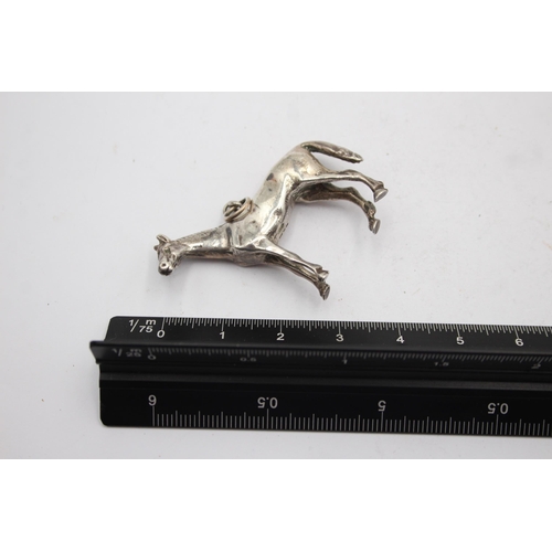 315 - Vintage Hallmarked 1975 London STERLING SILVER Horse Charm / Figure (36g)