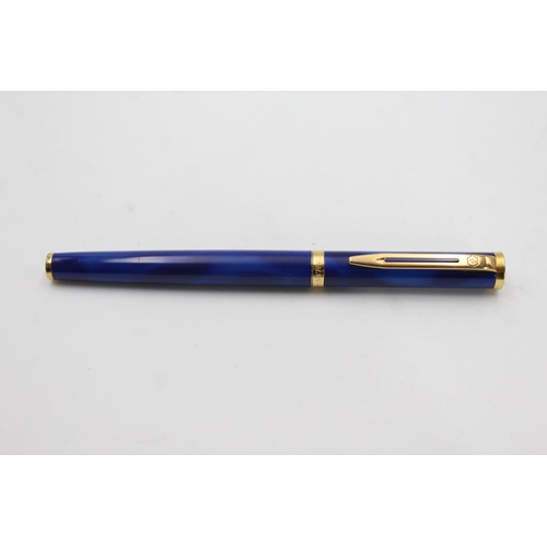 359 - Vintage WATERMAN Preface Blue Lacquer FOUNTAIN PEN w/ 18ct Gold Nib WRITING