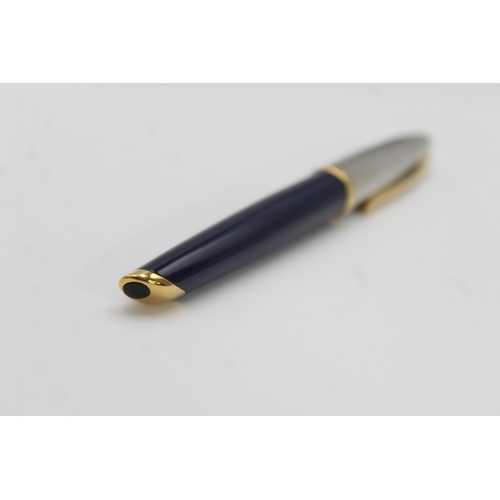 365 - Vintage WATERMAN Carene Navy Lacquer FOUNTAIN PEN w/ 18ct Gold Nib WRITING