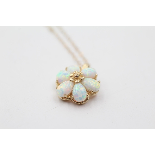 48 - 14ct gold opal inlay floral pendant necklace (1.8g)