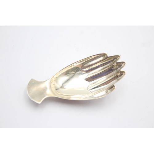 323 - Vintage 1975 Sheffield STERLING SILVER Novelty Hand From Caddy Spoon (15g)