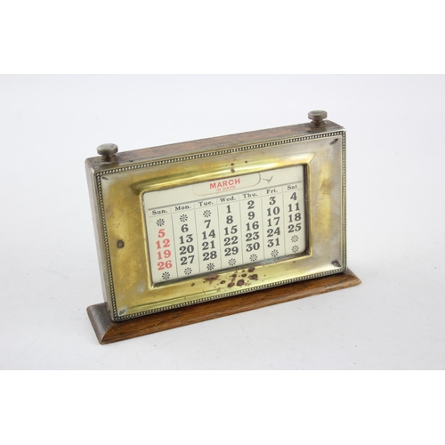 294 - Vintage MANCO Oak & Silver Plated Brass Desk Calendar