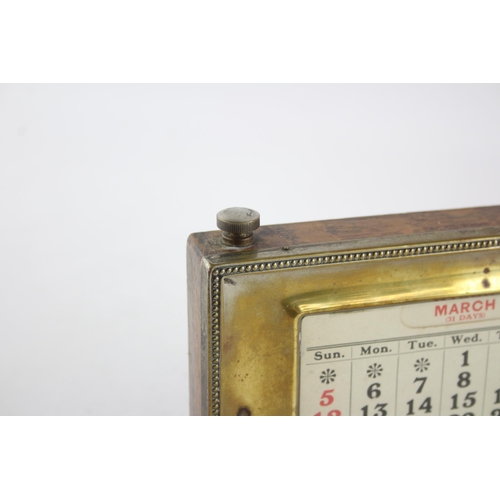 294 - Vintage MANCO Oak & Silver Plated Brass Desk Calendar