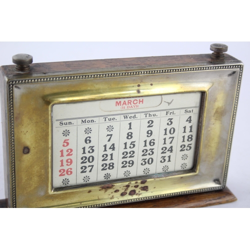 294 - Vintage MANCO Oak & Silver Plated Brass Desk Calendar