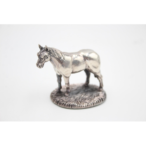 303 - Vintage Hallmarked 1998 Sheffield STERLING SILVER Filled Horse Ornament (42g)