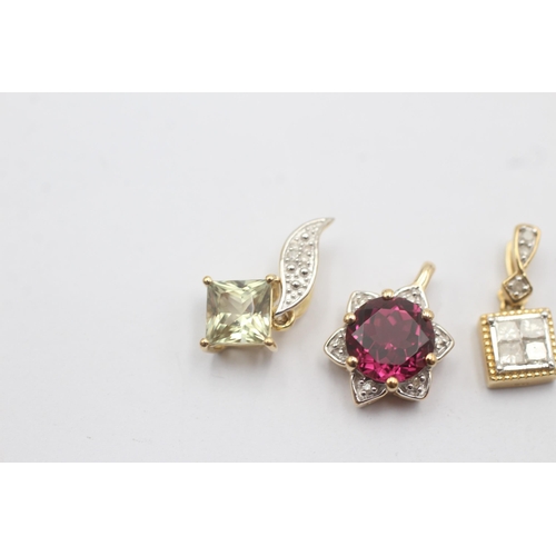 31 - 3 X 9ct Gold Gemstone & Diamond Set Pendants Inc. Garnet & Kyanite (3.9g)