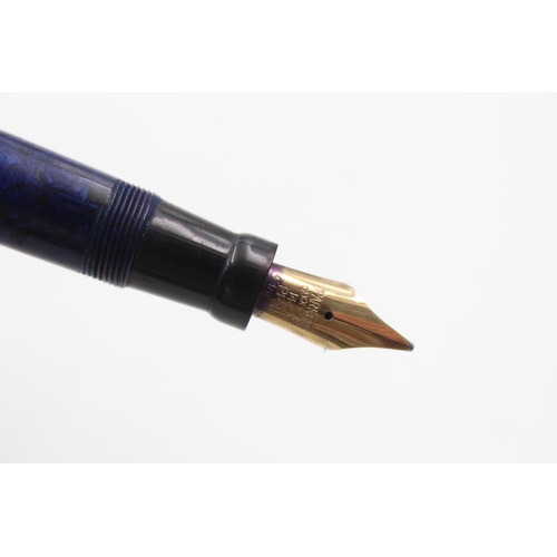 394 - Vintage PARKER Duofold Lucky Curve Lapis Blue FOUNTAIN PEN w/ 14ct Gold Nib