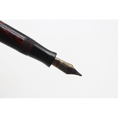 400 - Vintage PARKER Duofold Burgundy FOUNTAIN PEN w/ 14ct Gold Nib WRITING