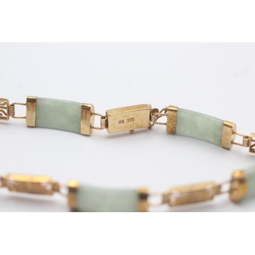 41 - 9ct Gold Jade Bracelets (7.7g)