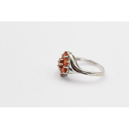 5 - 9ct White Gold Orange Gemstones Flower Cluster Ring (2.9g)Size O