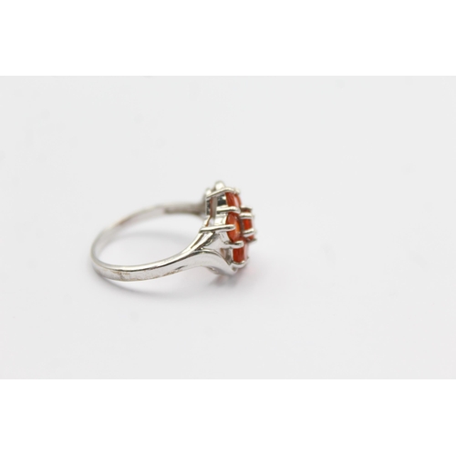 5 - 9ct White Gold Orange Gemstones Flower Cluster Ring (2.9g)Size O